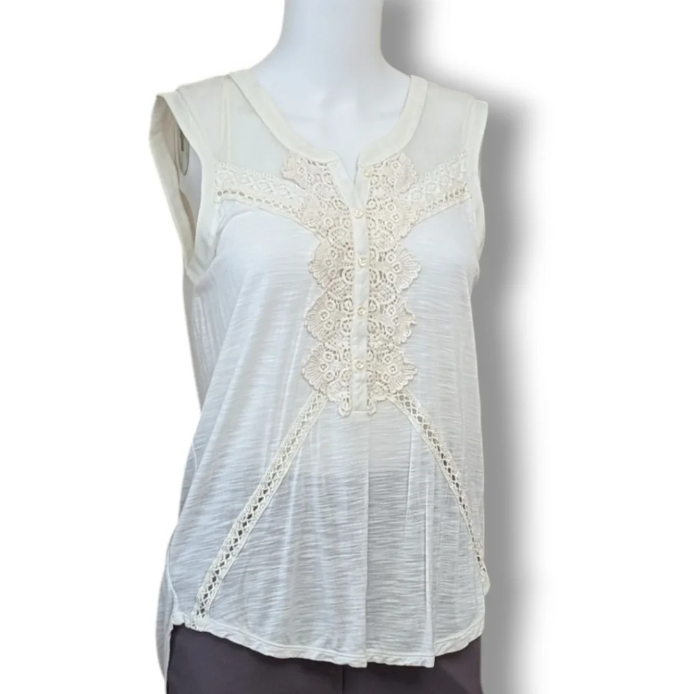 American Eagle Sleeveless Lace Detail Top in Soft Ivory - Picture 5 of 7